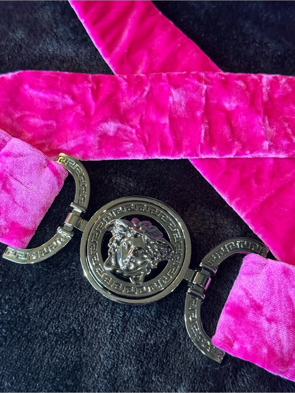 Versace Runway Pink Crushed Velvet Cropped Hoodie with Medusa Belt - Picture 2 of 11
